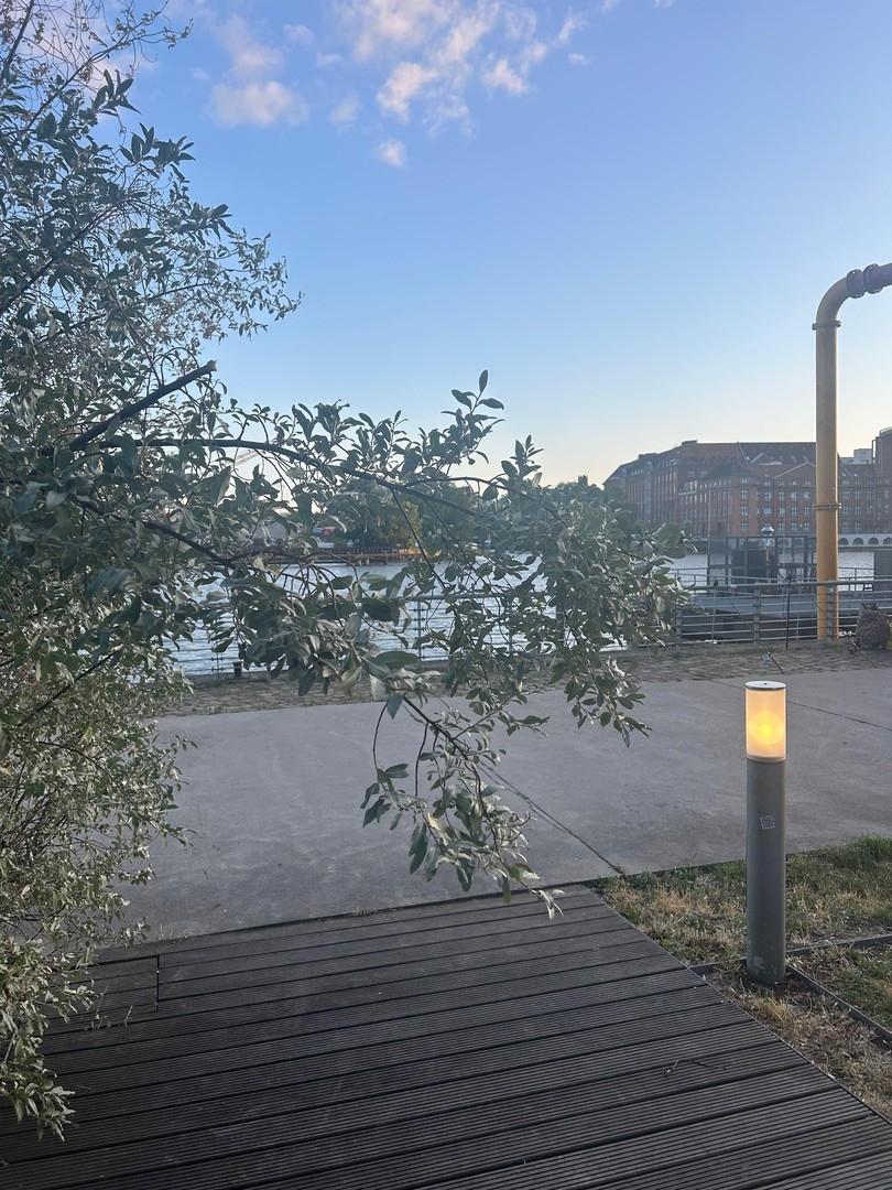 Spreepromenade vor der Tür